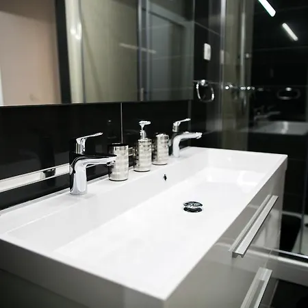 Apartment&room Ivan Gasthuis 3*