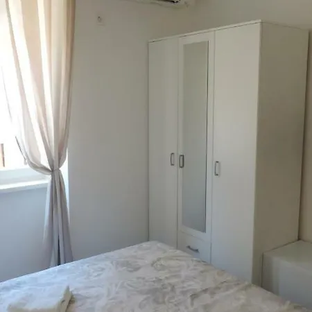 Apartment&room Ivan Gasthuis Šibenik