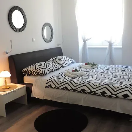 Apartment&room Ivan 3*